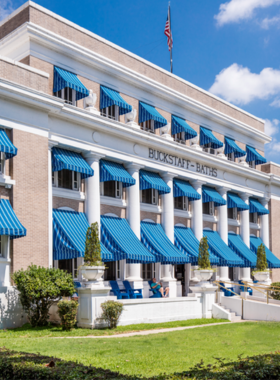  This image shows the historic Buckstaff Bathhouse, one of the oldest bathhouses still operational in Hot Springs, where visitors enjoy traditional thermal baths and rejuvenating treatments.