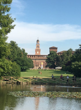 This image shows Parco Sempione, a green oasis in Milan near Sforza Castle. The park is perfect for relaxing walks, picnics, and enjoying the natural beauty away from the city’s hustle.