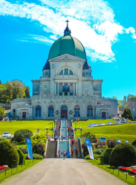  This image shows the grand St. Joseph’s Oratory with its massive dome and peaceful gardens, where visitors come for both spiritual reflection and panoramic views of Montreal.

