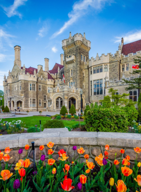 This image shows that Casa Loma is a grand Gothic-style mansion in Toronto with secret passages, beautiful gardens, and historic exhibits, making it an enchanting destination that transports visitors back in time.