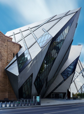 This image shows that the Royal Ontario Museum is a world-class museum featuring extensive collections in natural history, art, and culture, providing visitors with a chance to explore historical artifacts and scientific discoveries.