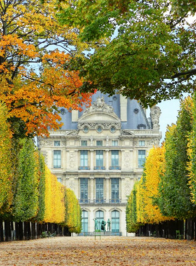 This image shows the peaceful and beautifully manicured Tuileries Gardens in Paris, located between the Louvre Museum and Place de la Concorde. The gardens are dotted with sculptures, fountains, and vibrant flowerbeds, providing a serene escape from the city’s hustle and bustle. Visitors can enjoy a leisurely walk or sit by the ponds to soak in the peaceful surroundings. The Tuileries Gardens are a perfect place to relax while exploring some of the most famous landmarks in Paris.