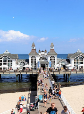 This image shows the breathtaking beauty of Rügen, Germany’s largest island, known for its dramatic chalk cliffs, sandy beaches, and lush natural landscapes. Rügen offers a peaceful escape with plenty of activities like swimming, cycling, and hiking. The island is home to the famous Jasmund National Park, where visitors can explore unique natural wonders. Whether you’re looking to relax or immerse yourself in nature, Rügen is an ideal destination for a rejuvenating getaway.