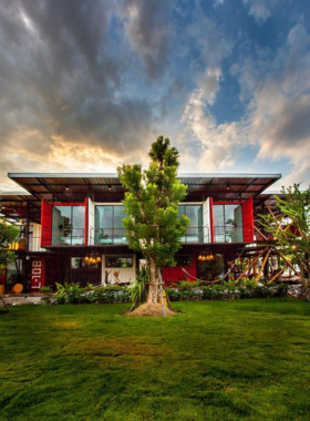 This image shows Khao Suan Kwang Eco Lodge, an eco-lodge nestled in nature. It provides sustainable accommodations, nature trails, and a peaceful atmosphere, making it the ideal choice for eco-conscious travelers seeking tranquility.