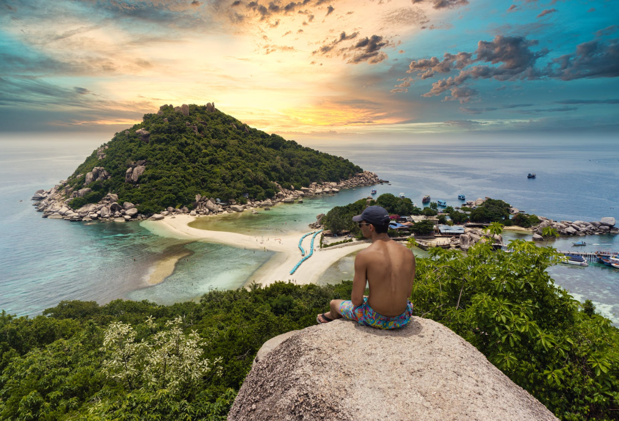 Koh Tao Travel Guide – 15 Best Things to Do, 5-Days Itinerary, Travel Tips & Packing Checklist