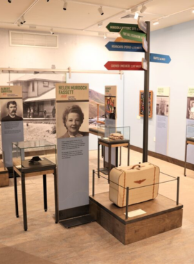 This image shows that the Sun Valley Museum of History is a cultural gem that brings the region’s fascinating past to life. The museum showcases exhibits that highlight Sun Valley’s mining history, its rise as a ski resort, and famous figures like Ernest Hemingway. Visitors can learn about the evolution of this iconic destination and its impact on the region. The museum offers a detailed and immersive experience into the history of Sun Valley, making it a must-see for history buffs and curious travelers.