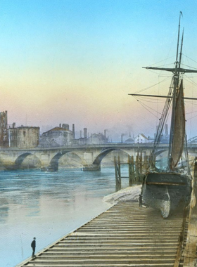 This image shows a scenic boat ride along the River Usk in Newport, with the calm waters reflecting the sky and surrounding greenery. The riverbanks are lined with lush trees, and visitors can spot wildlife like herons, kingfishers, and otters. Whether kayaking or enjoying a leisurely cruise, the river offers a peaceful and refreshing experience. It’s a perfect way to explore Newport from a different perspective.